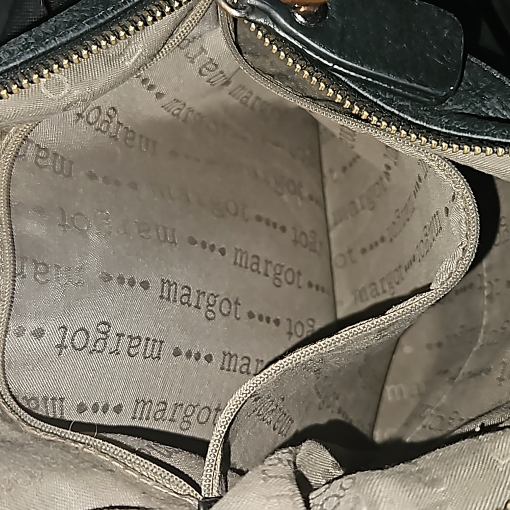 Large Margot NY Leather Crossbody Bag - Picture 11 of 13